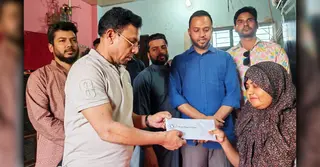 অসুস্থ নুসরাতের পাশে দাঁড়ালেন প্রধানমন্ত্রী